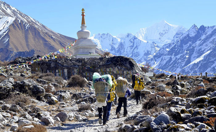 Langtang-Kyanjin-Gompa-Trek