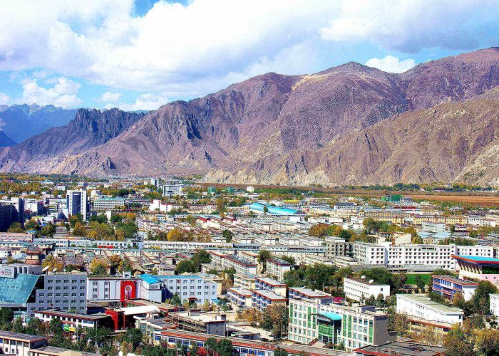 Lhasa overland tour