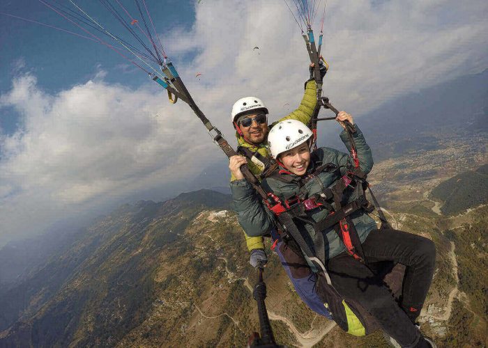 tandem paragliding