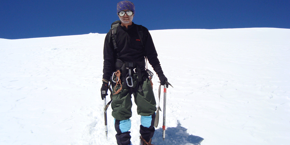 the-superhuman-mountaineers-sherpas-28